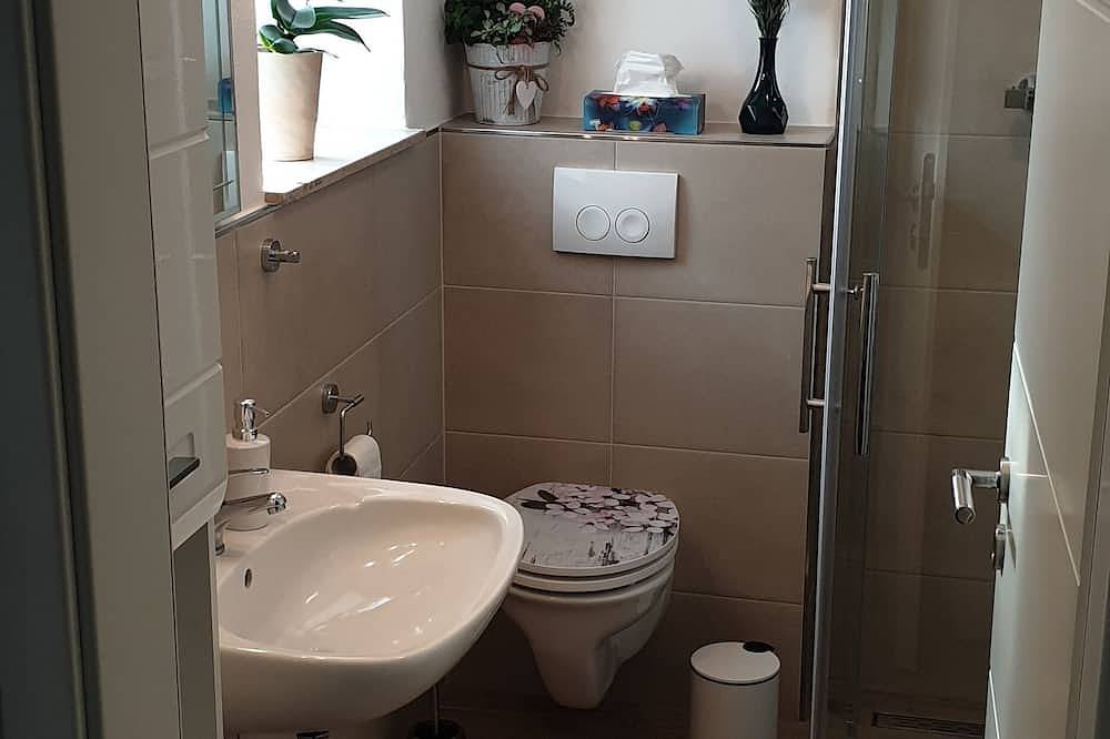 Ganze Wohnung, Naturnahe Ferienwohnung - Kleinod in Pirna, Elbsandsteingebirge