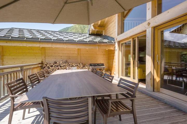 Gîte pour 8 personnes, avec jardin et vue, adapté aux familles dans Les Bossons - 3