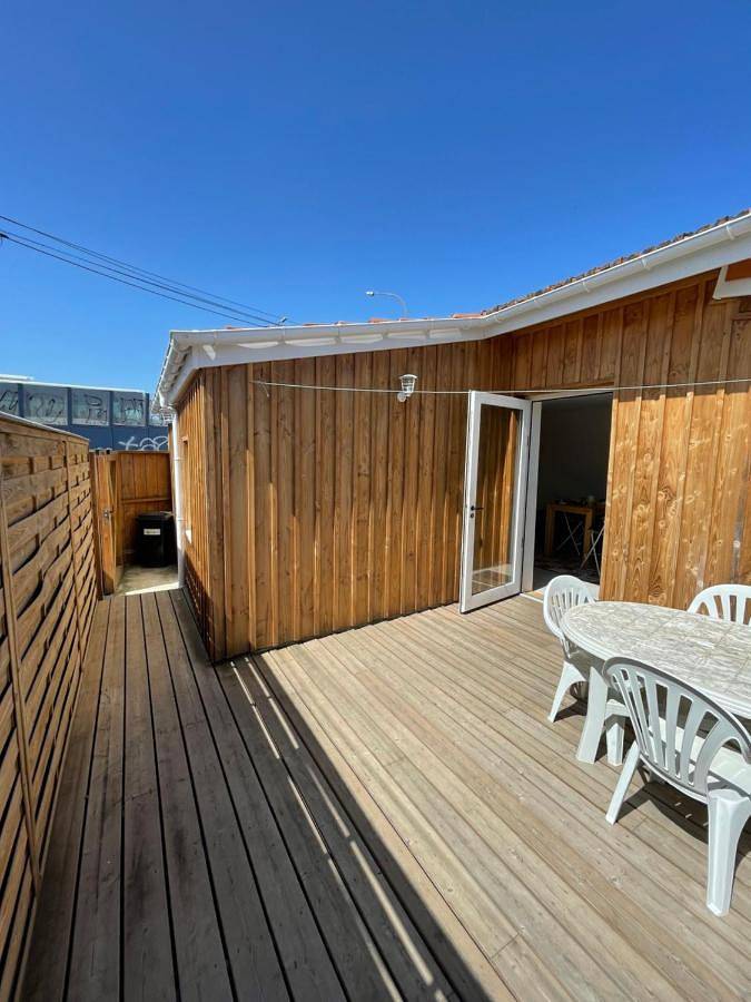 Double Room with Private Bathroom in Cenon, Région de Bordeaux