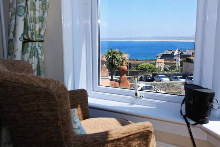Chambre d’hôte pour 2 personnes, avec terrasse et vue dans Saint Ives - 2