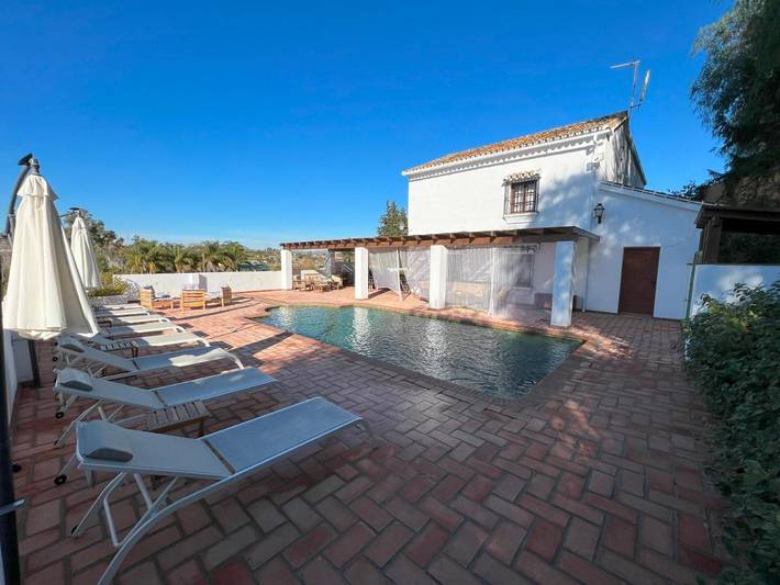 Casa de vacaciones para 8 personas, con jardín además de piscina y vistas - 1