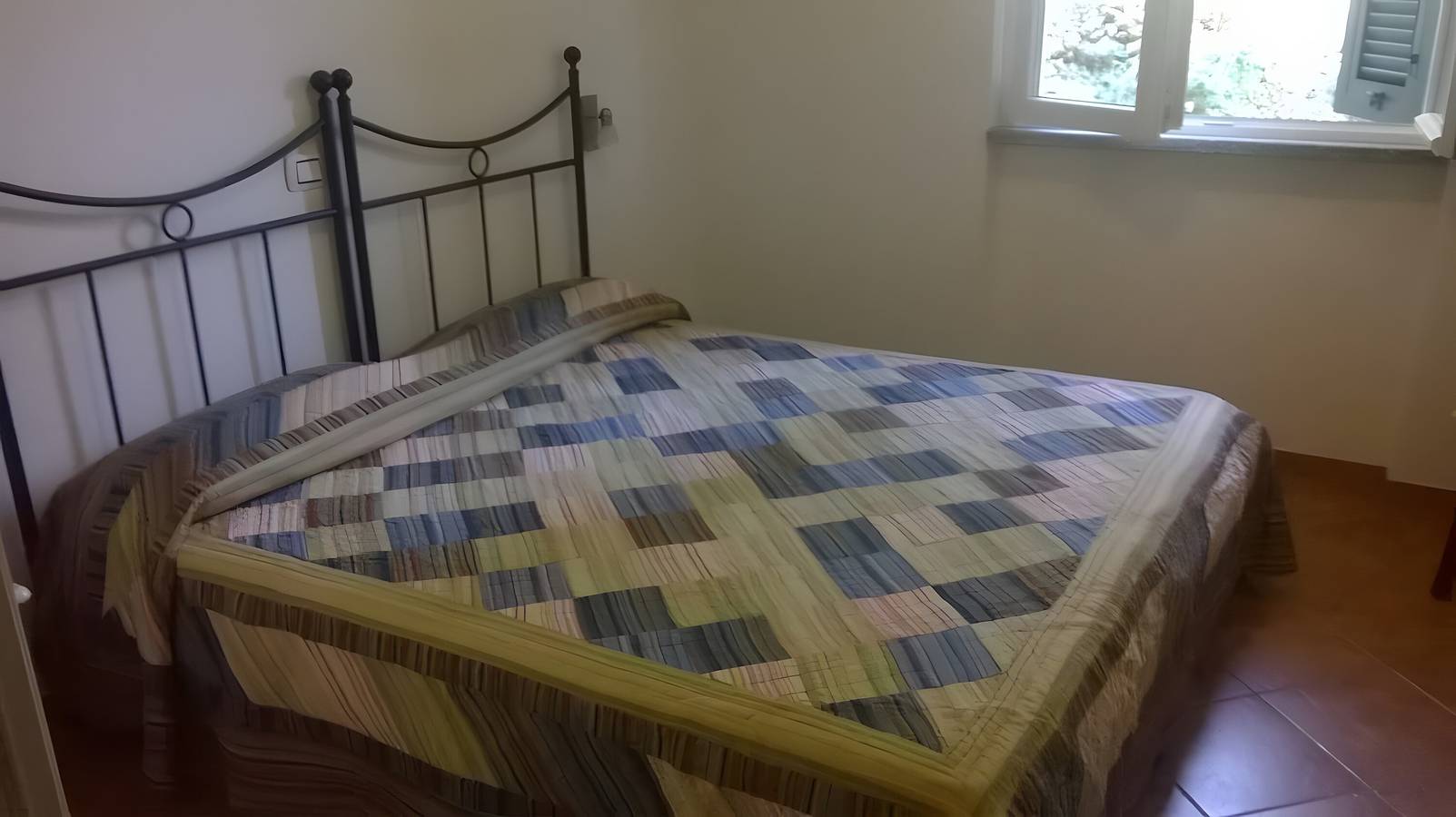 Ganze Wohnung, Apartment 'Carrubo' mit Meerblick, Wlan und Klimaanlage in Ceriale, Riviera di Ponente