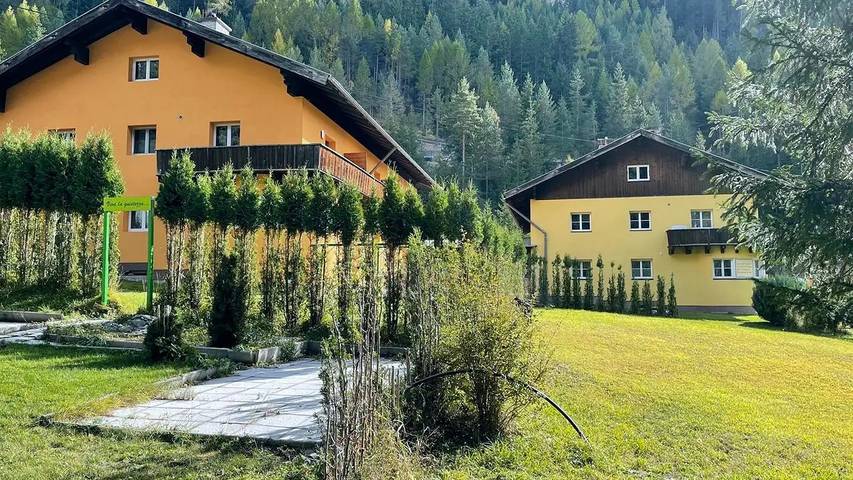 Ferienwohnung für 4 Personen, mit Terrasse und Garten in Nauders
