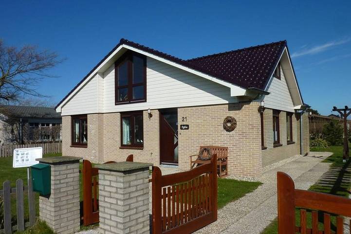 Vacation rental for 5 people, with Terrace and Yard in North Holland