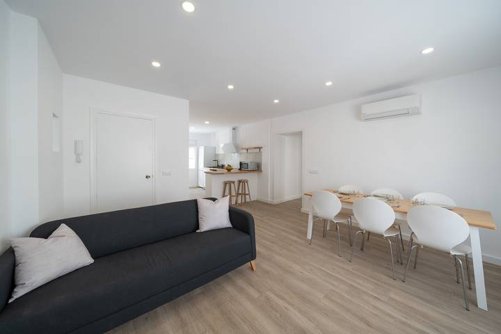 Ferienwohnung für 6 Personen, mit Balkon und Terrasse an der Costa Brava - 4