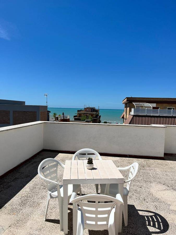 Ganze Wohnung, One-Bedroom Apartment in Torvaianica, Pomezia
