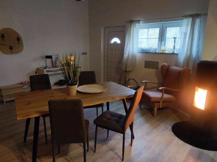Ferienwohnung für 5 Personen, mit Terrasse und Garten sowie Ausblick in Schwarzenbach an der Saale