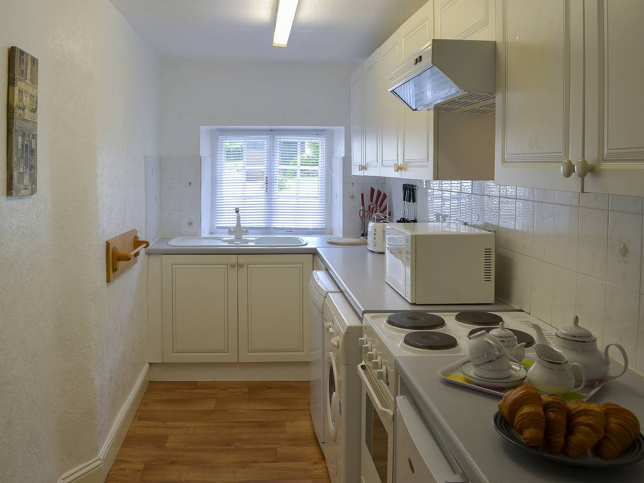 Rosecraddoc Manor - Natalie Jane in Cornwall