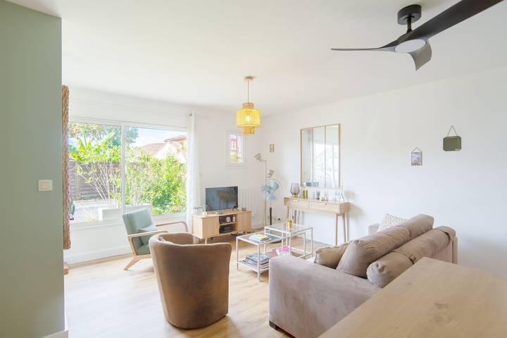 Ferienwohnung für 4 Personen, mit Terrasse und Garten - 1