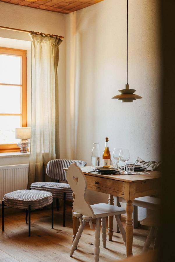 Ferienwohnung für 2 Personen, mit Terrasse und Garten sowie Ausblick