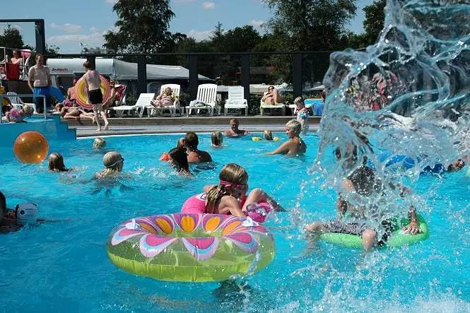 Camping für 4 Personen, mit Pool und Terrasse in Dänemark - 4