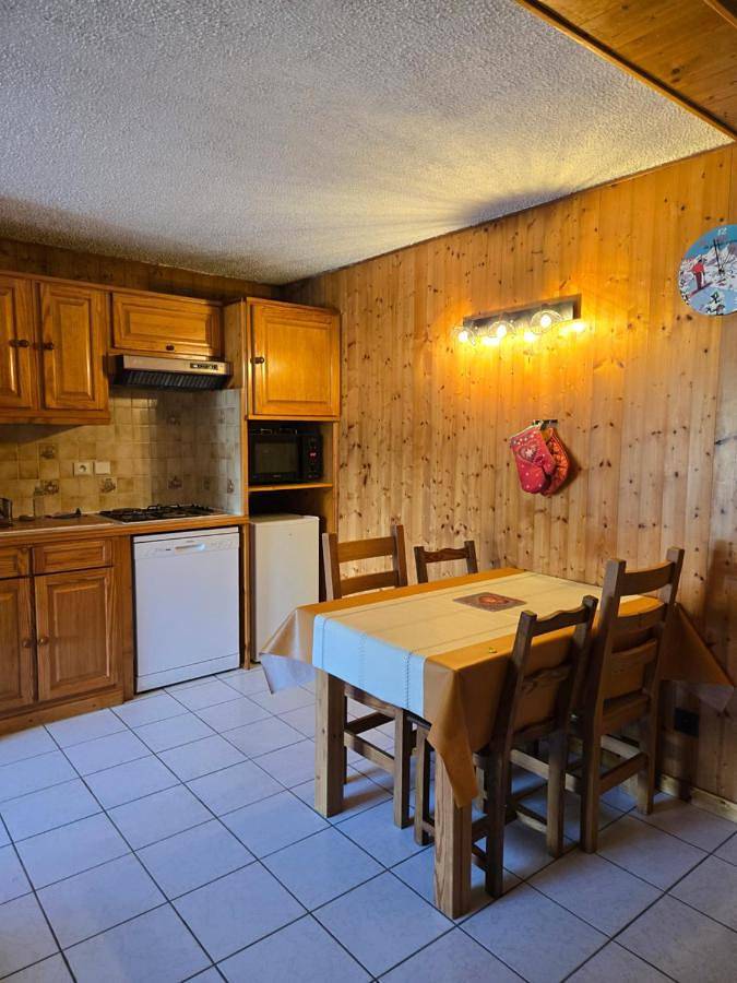 Gîte pour 4 personnes, avec balcon dans Le Fayet (Saint-Gervais-les-Bains) - 2