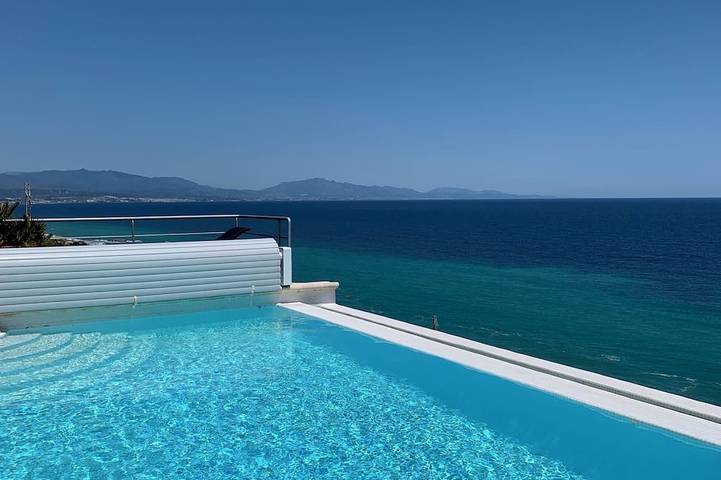 Villa für 6 Personen, mit Garten und Whirlpool