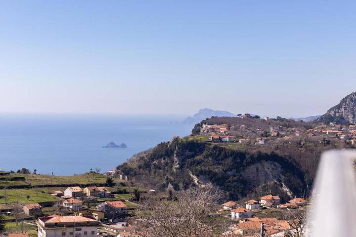 Sea View Vento Room: Sea View, Wi-Fi, Air Conditioning in Pianillo, Agerola