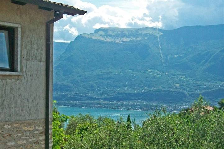 Chalet für 5 Personen, mit Terrasse und Garten, mit Haustier am Gardasee