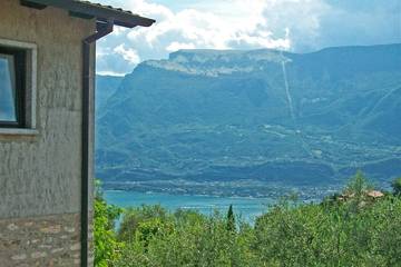 Chalet für 5 Personen, mit Garten und Terrasse, mit Haustier am Gardasee