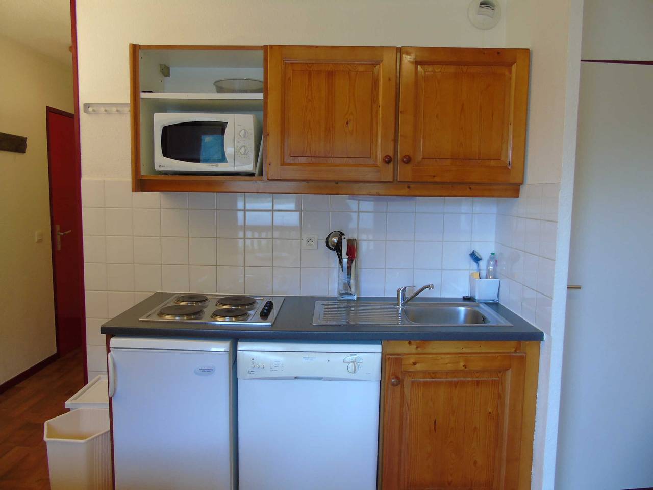 Geheel appartement, Cozy 2-Room Apartment for 4 with Terrace, Near Ski Lifts and Shops in Valfréjus in Valfréjus, Modane