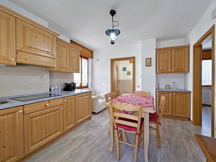 Location de vacances pour 3 personnes, avec balcon à Arta Terme