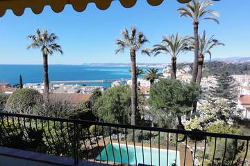 Villa für 8 Personen, mit Whirlpool und Garten in Nizza