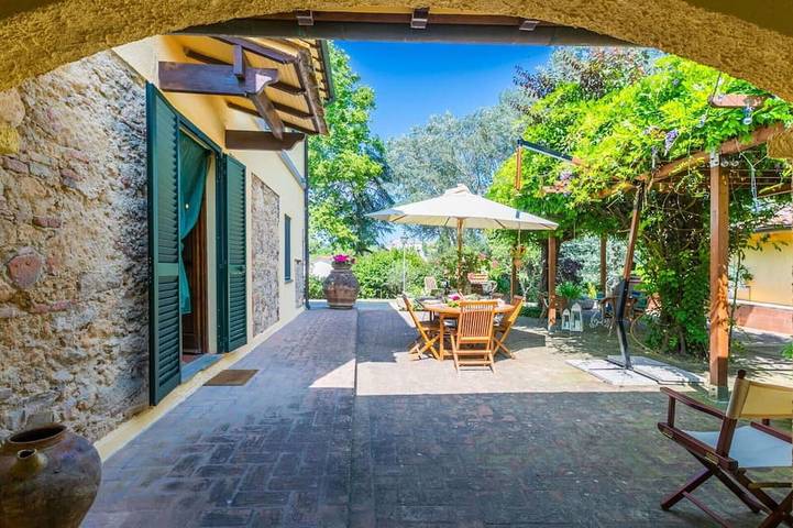 Villa für 8 Personen, mit Garten