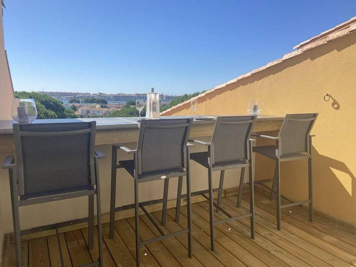 Appartement de vacances pour 4 personnes, avec terrasse et piscine