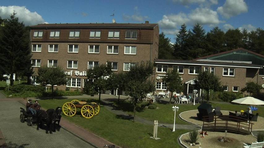 Hotel, mit Terrasse und Garten sowie Ausblick in Esterwegen