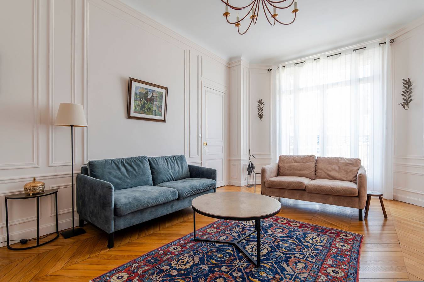 Ganze Wohnung, Avenue to the Eiffel Tower in Eiffelturm, Paris