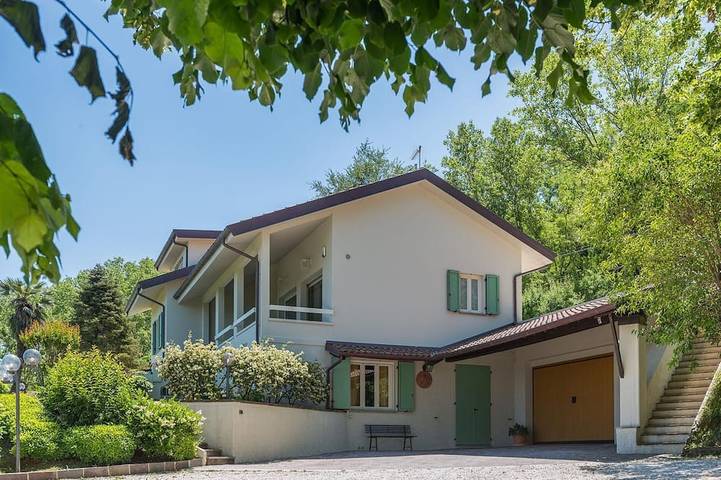 Villa Meer - Villa privata, 5 camere, piscina, A/C, Wifi, Jacuzzi, Marche in Fano (Comune), Valle del Metauro