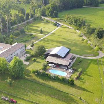 Chambre d’hôte pour 4 personnes, avec piscine et jardin, animaux acceptés à Saint-Côme