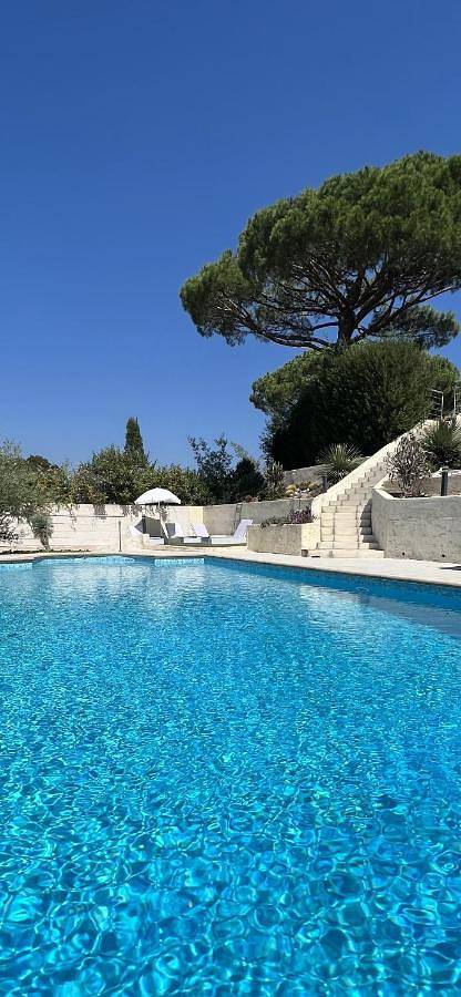 Villa pour 8 personnes, avec terrasse ainsi que piscine et vue, animaux acceptés à Mouans-Sartoux - 4