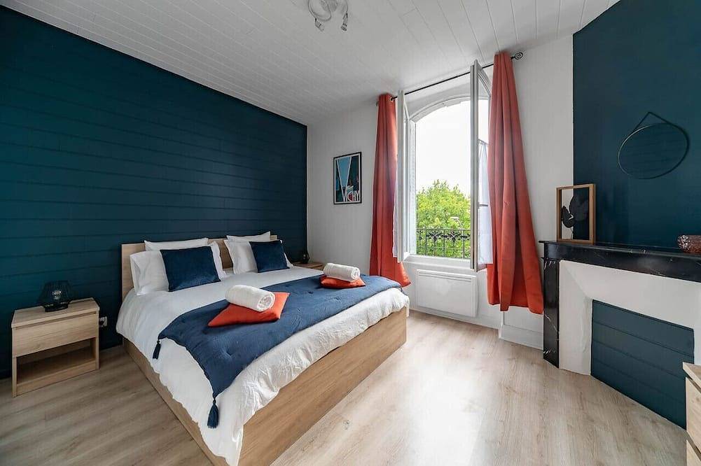 Entire apartment, Design apartment near city center - free parking in Vichy, Vichy region
