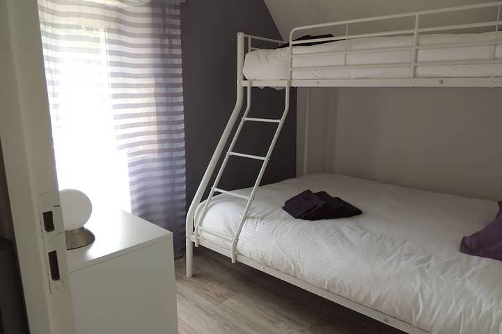 Location de vacances pour 5 personnes à Vailhourles - 2