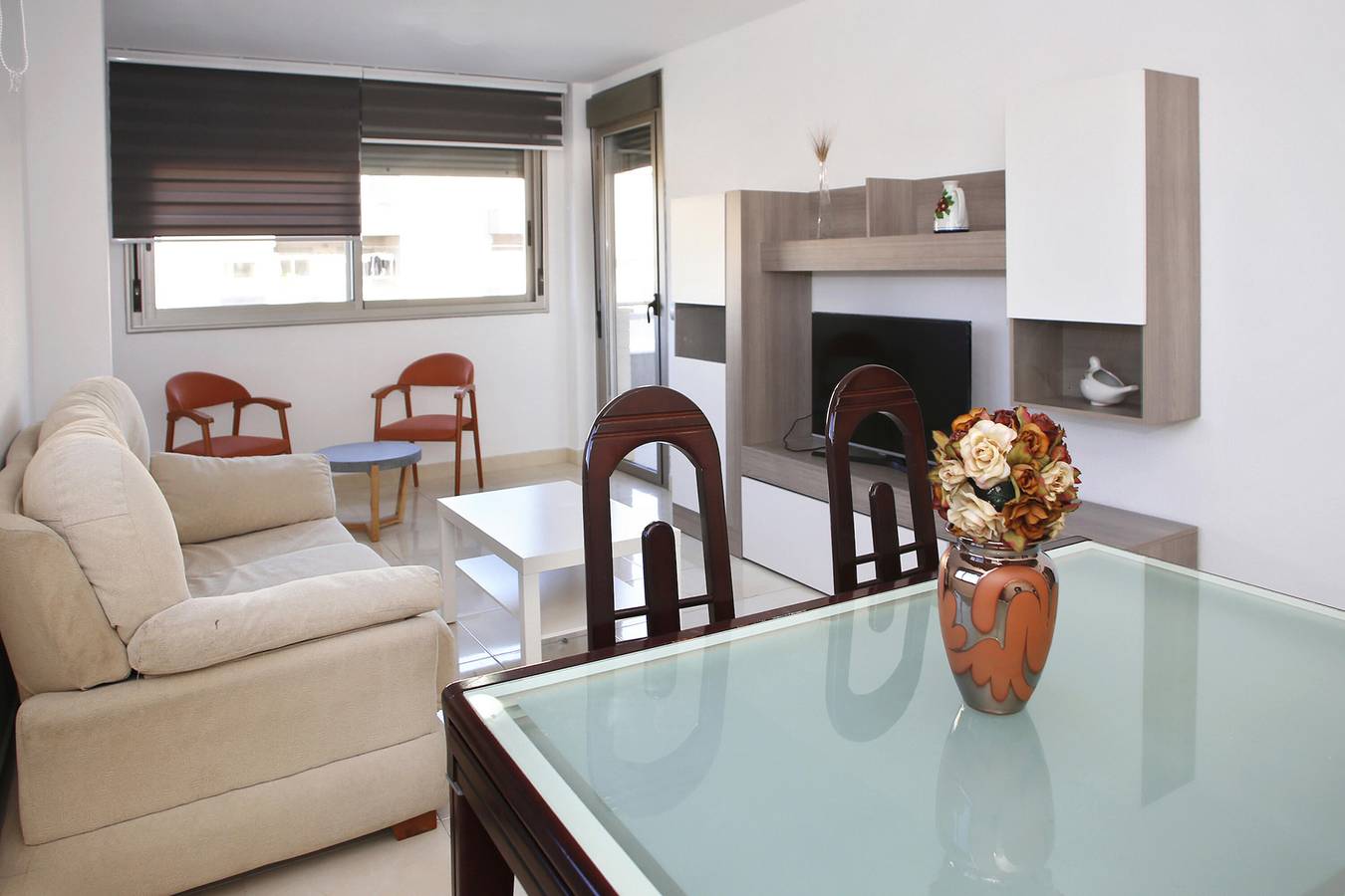 Ganze Wohnung, At143 Nova Torredembarra: Apartment with pool 250 from the beach in Torredembarra, Costa Dorada