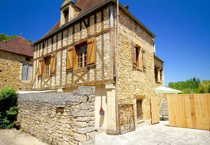 Chambre d’hôte pour 3 personnes, avec vue et terrasse