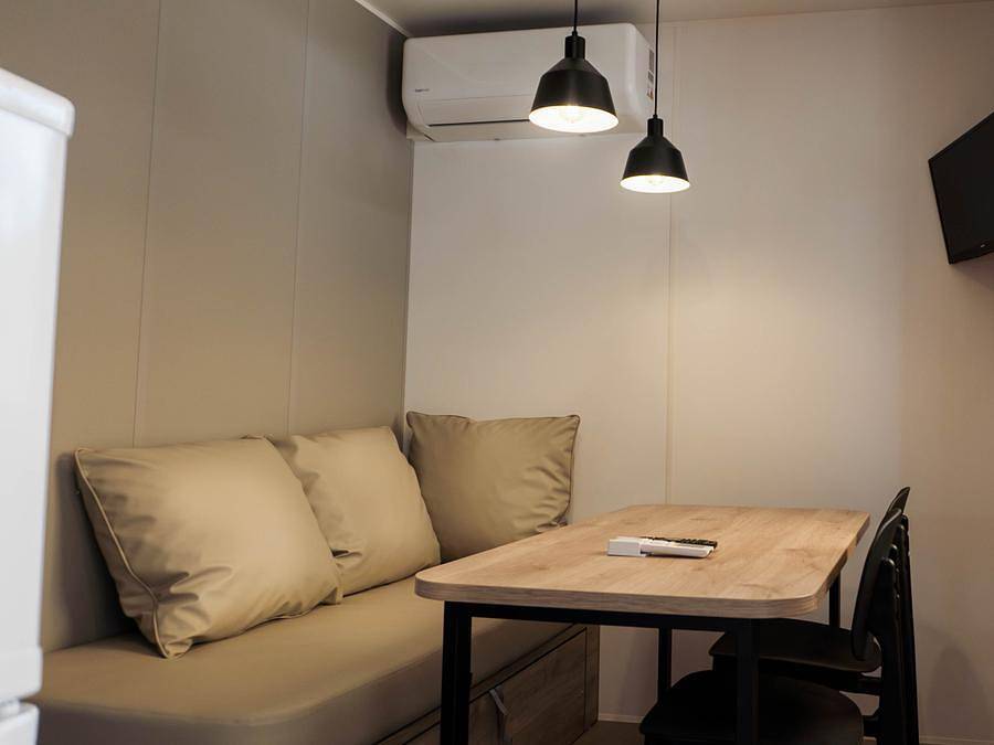 Flower Camping Domaine Villa Verde - Mobilhome 2 personnes - Cahute - 1 chambre télévision climatisé - Modèle 2024 in Callas, Région de Draguignan
