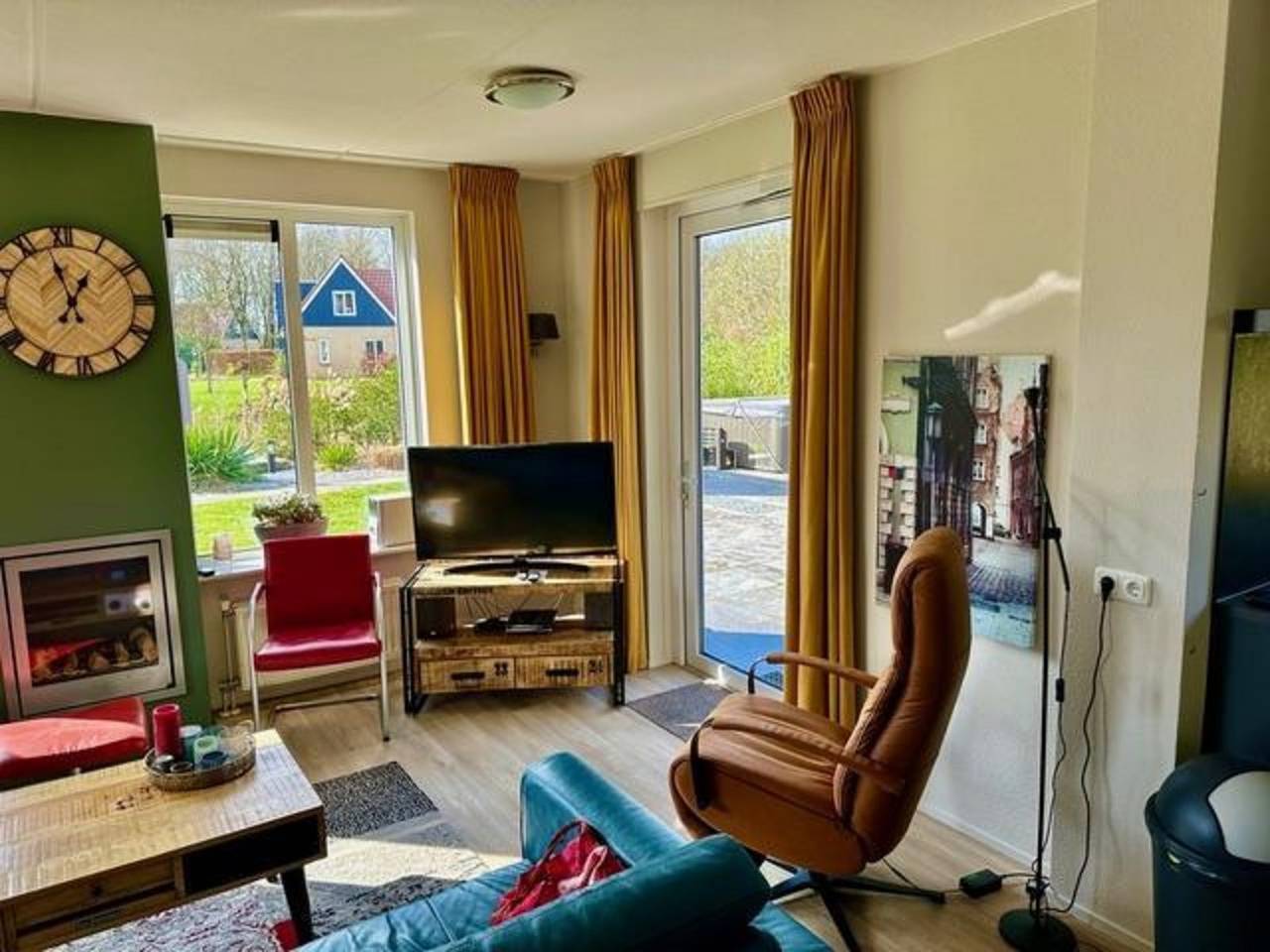 Schönes 8-Personen-Ferienhaus in Westerbork mit Sauna und Außen Spa. in Drenthe
