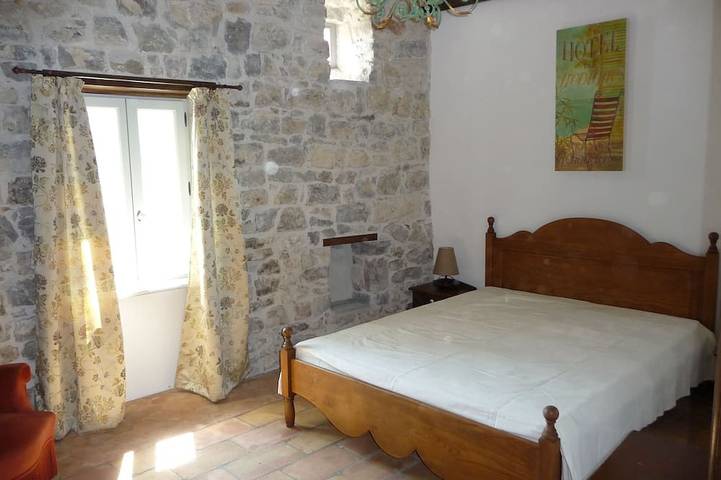 Location de vacances pour 14 personnes, avec Jardin à Saint-Alban-Auriolles - 2