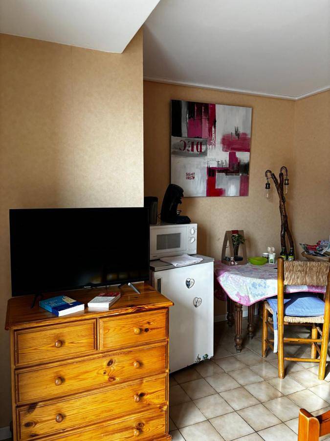 Double Room in Villeneuve-lès-Avignon, Région de Nîmes