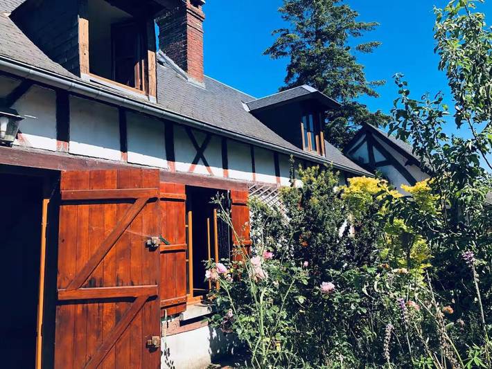 Location de vacances pour 8 personnes, avec terrasse à Martagny