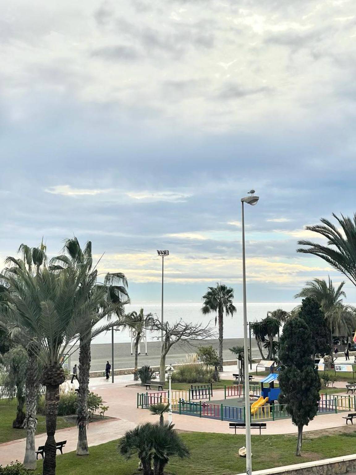 Apartamento entero, Terrasol San Gerardo 2-2-2 Frontal Al Mar in Playa de Torre del Mar, Torre del Mar