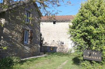 Gîte pour 4 personnes, avec jardin et vue à Saint-Jean-d'Alcapiès