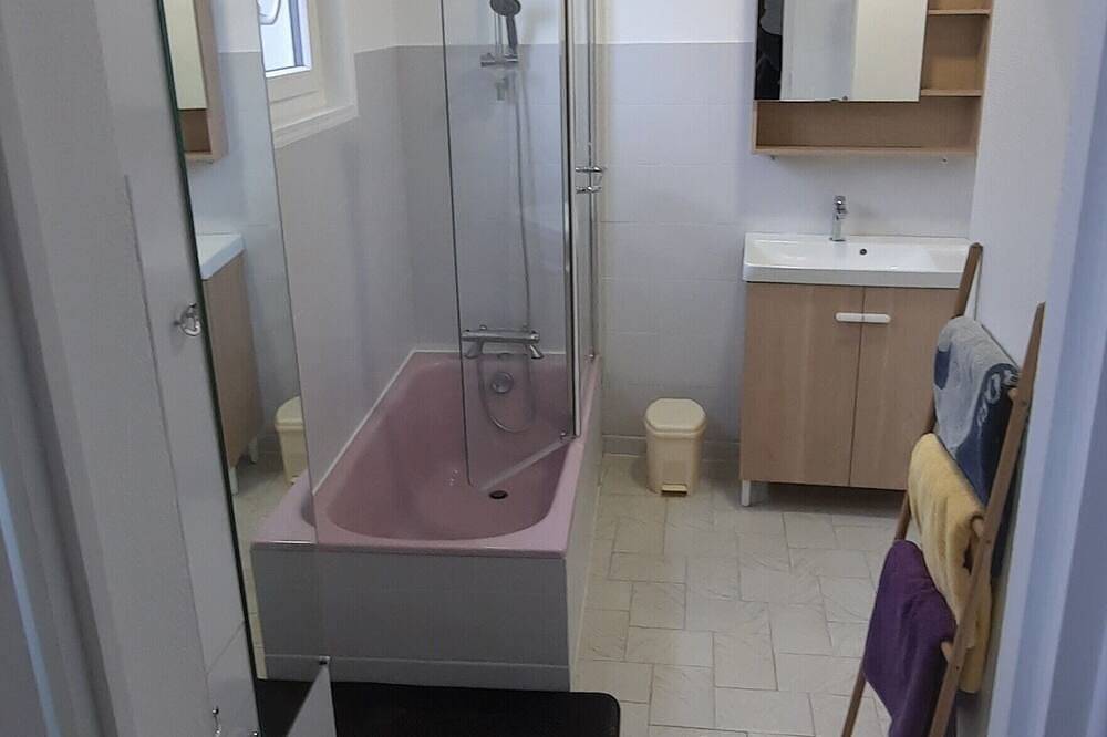 Appartement entier, Près de la rivière in Mazeyrat-d'Allier, Haute-Loire