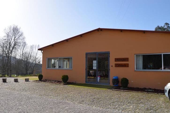 Location de vacances pour 2 personnes, avec sauna et jardin ainsi que piscine et bassin pour enfant, animaux acceptés dans Cepães - 4