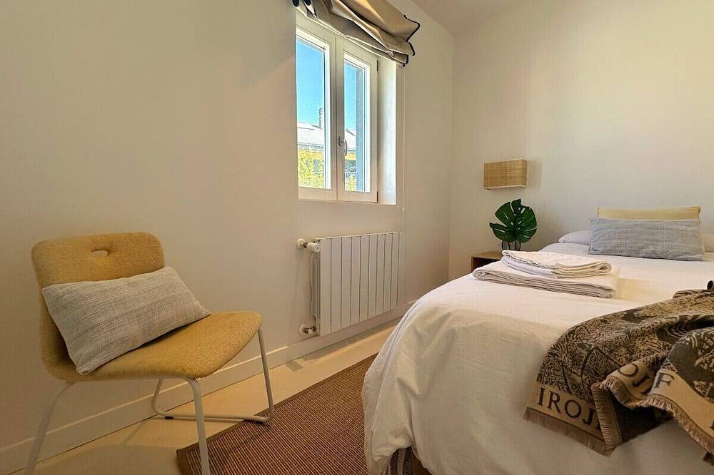 El Delirio de Luna in Pedreña, Marina de Cudeyo