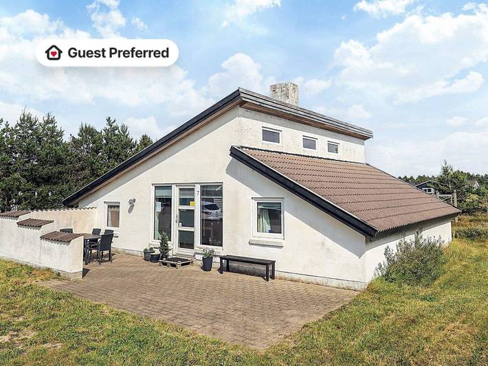 Ferienhaus für 7 Personen, mit Terrasse und Whirlpool, mit Haustier in Vorupør