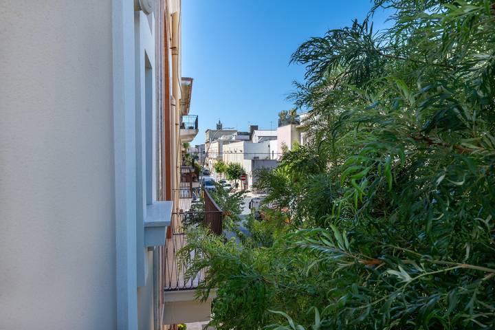 Entire apartment, Room 'Primo Piano - Camera 1' with Private Garden, Wi-Fi and Air Conditioning in Pulsano, Gulf of Taranto