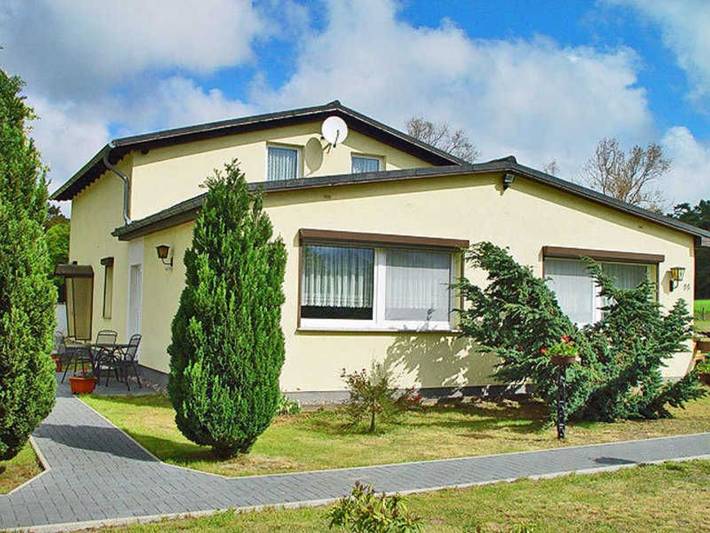 Ferienwohnung für 3 Personen, mit Terrasse und Garten in Korswandt