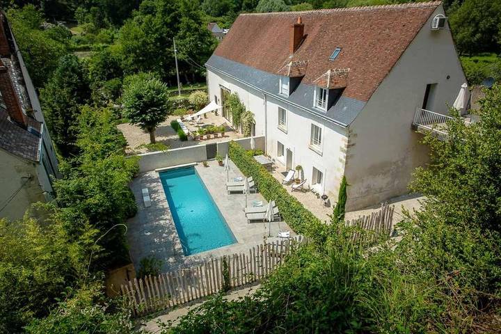 Maison d’hôte pour 6 personnes, avec Terrasse ainsi que Jardin et Piscine à Pocé-sur-Cisse