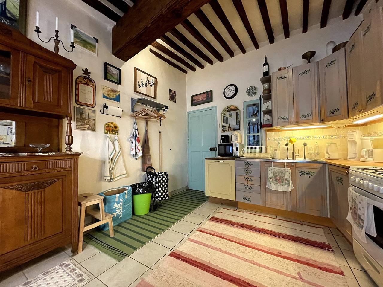 Appartement entier, Appartement de vacances pour 2 personnes avec balcon in Rians, Région de Brignoles