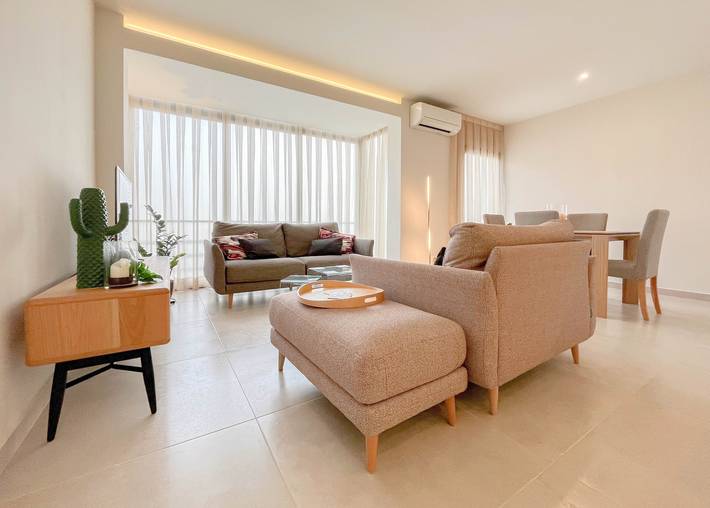 Appartement entier, Appartement de vacances pour 4 personnes avec balcon in Platja de Sant Sebastià (Sitges), Sitges
